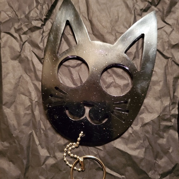 50 Piece Cat Shaped Self Defense Keychains in Multiple Colors - Picture 9 of 10